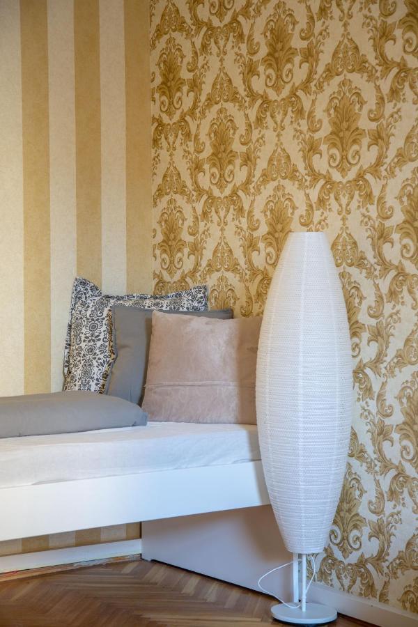 Luxury Downtown Home By Anna Budapešť Exteriér fotografie
