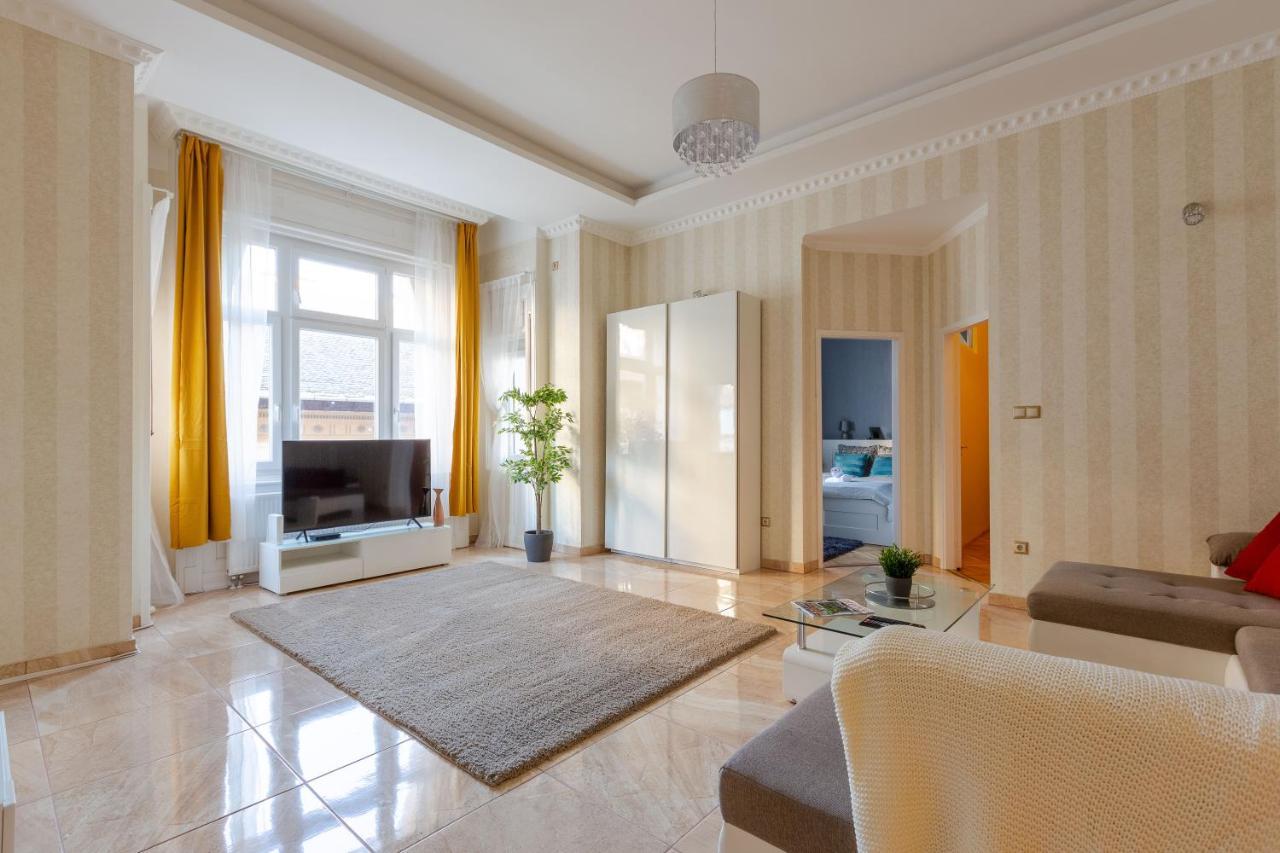 Luxury Downtown Home By Anna Budapešť Exteriér fotografie